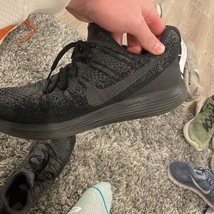 Size 12 Black Dark Grey Nike LunarEpic Flyknit 2